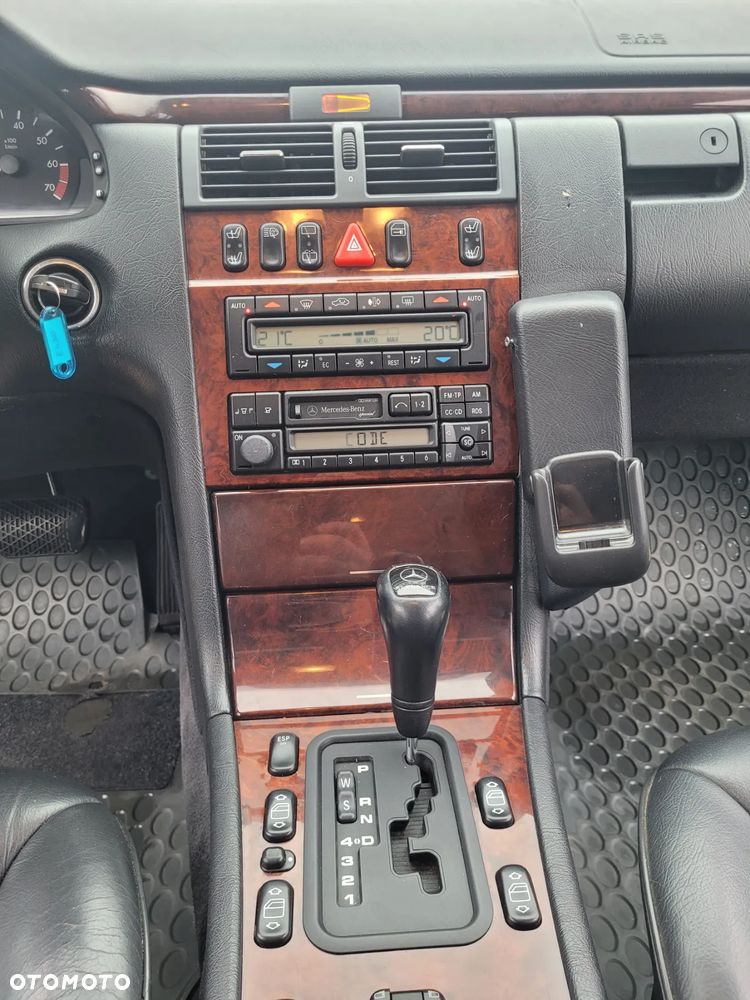 Mercedes-Benz Klasa E 430 T Elegance - 20