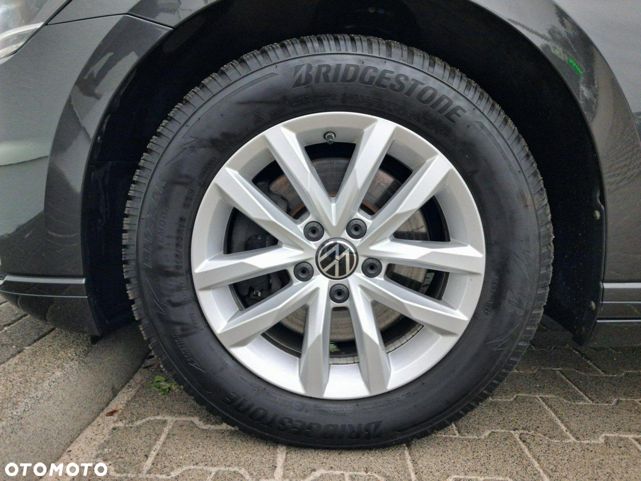 Volkswagen Passat - 10