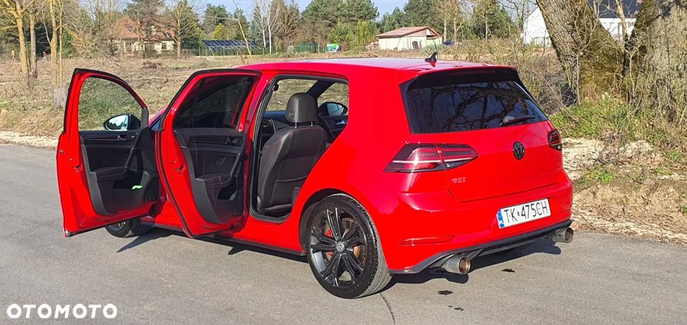 Volkswagen Golf GTI (BlueMotion Technology) DSG Performance - 27