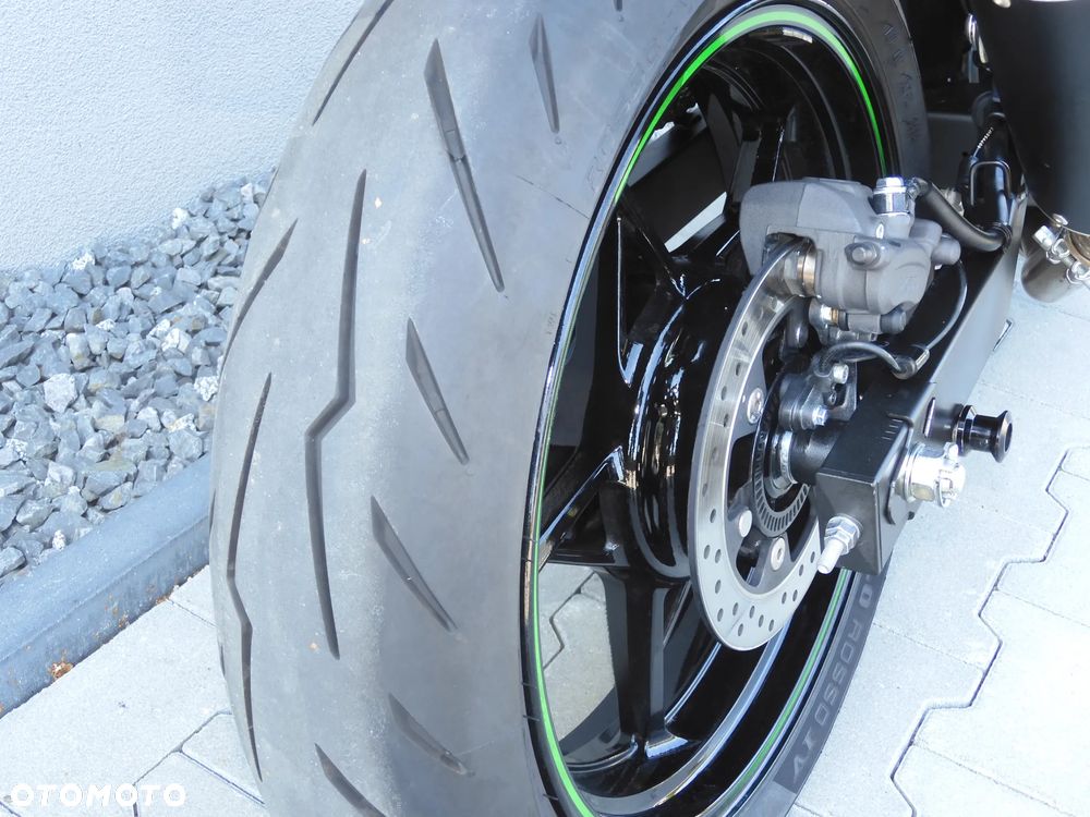 Kawasaki Ninja 500 - 13