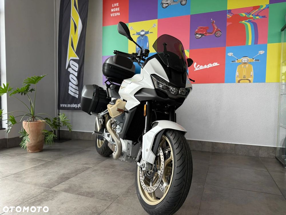 Moto Guzzi V100 Mandello - 6