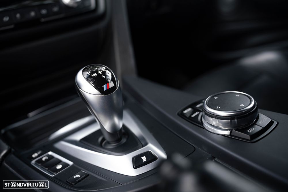 BMW M4 Auto - 13
