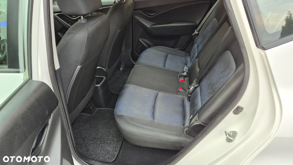 Hyundai ix20 1.4 blue Trend - 11