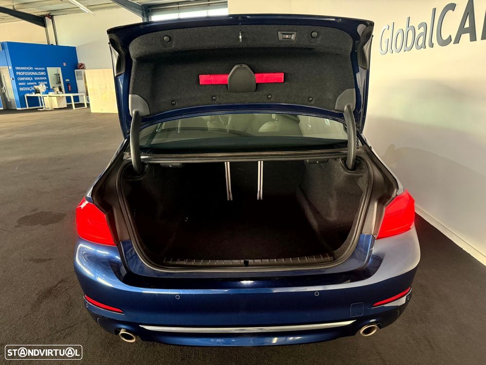 BMW 520 d Line Luxury Auto - 14