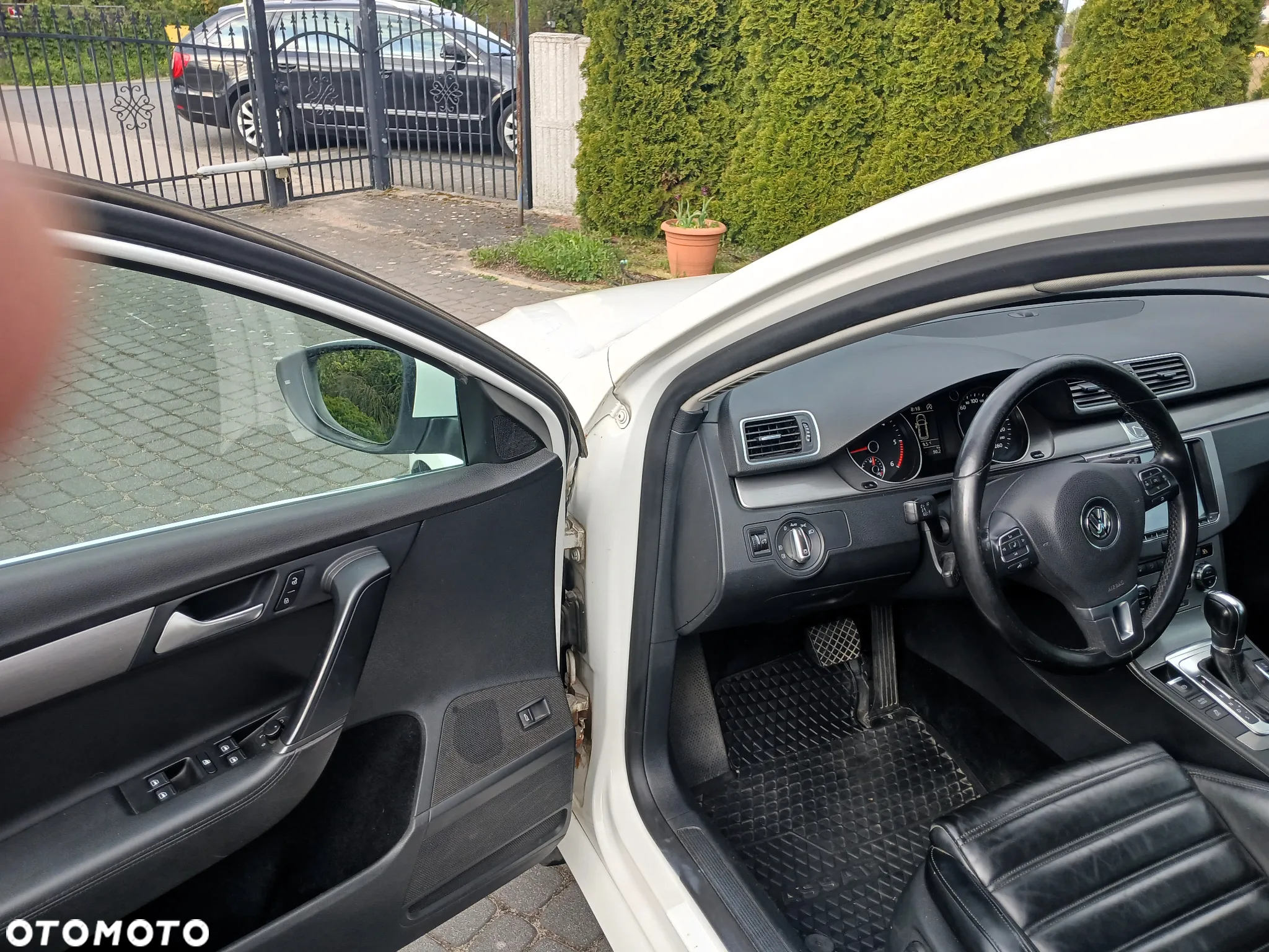 Volkswagen Passat Variant 2.0 TDI DSG BlueMotion Technology Highline - 25