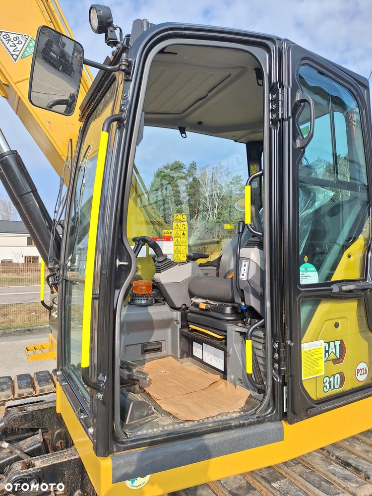 Caterpillar 310 - 10