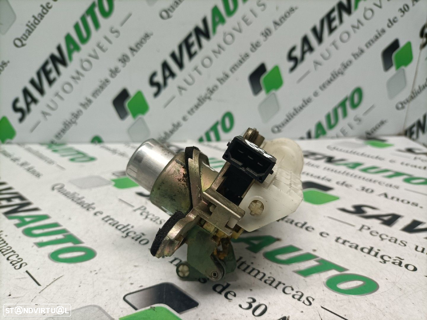 Interruptor / Switch / Botão Da Mala Audi A4 (8D2, B5) - 2