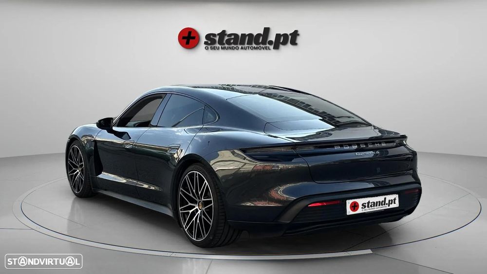 Porsche Taycan 4S - 7