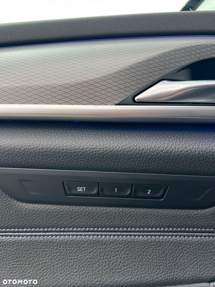 BMW Seria 5 520d xDrive M Sport sport - 13