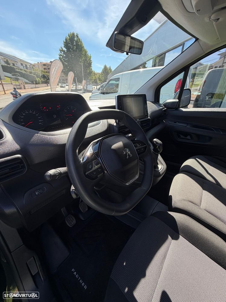 Peugeot Partner - 8