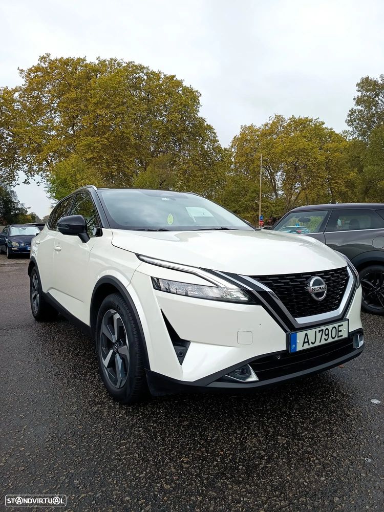 Nissan Qashqai 1.3 DIG-T N-Connecta J18 - 1