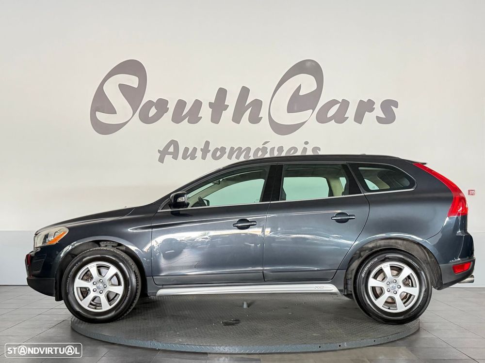 Volvo XC 60 2.0 D3 Drive Momentum - 10