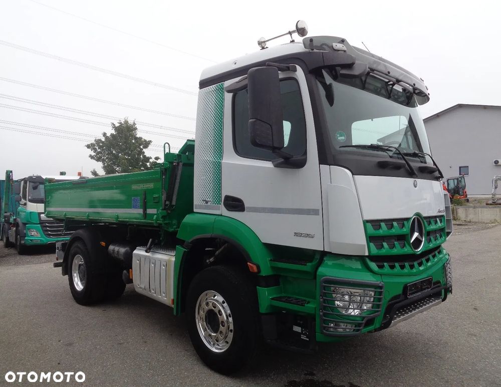 Mercedes-Benz AROCS 1835, MEILLER KIPPER - 3 STRONNY, - 2