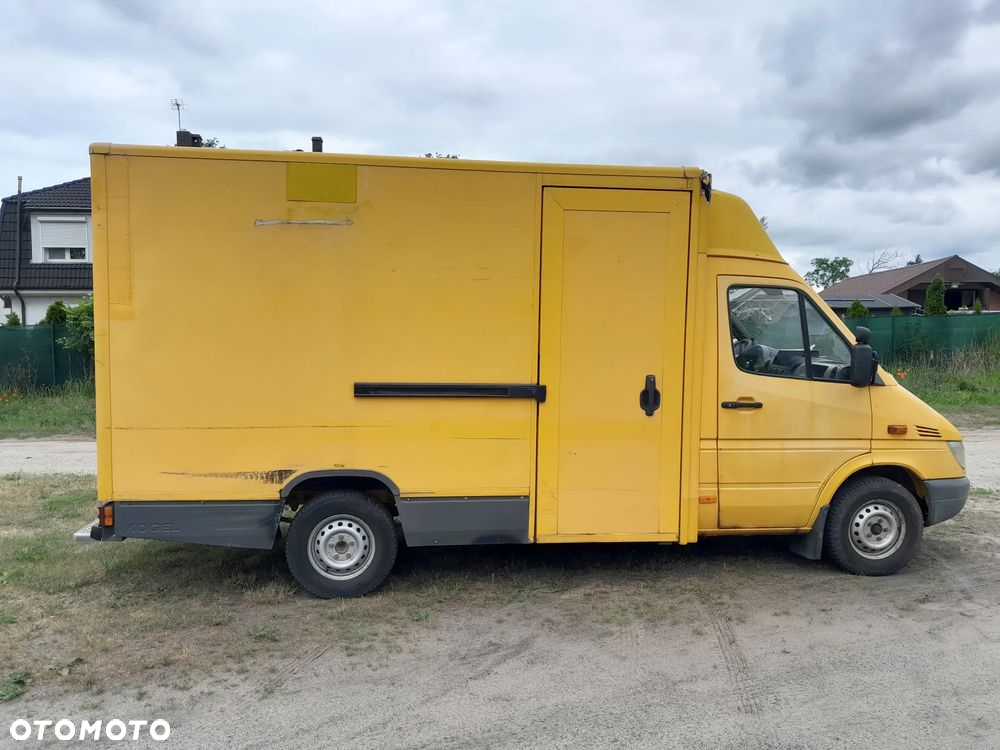 Mercedes-Benz Sprinter - 8