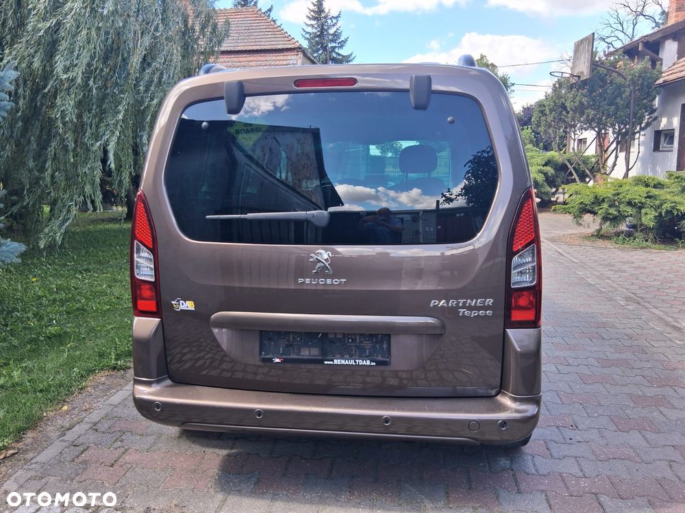 Peugeot Partner 98 VTi Family - 18