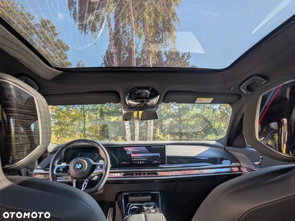 BMW Seria 7 - 12