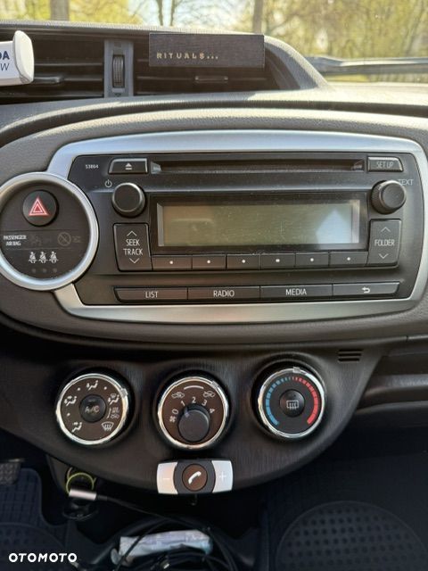 Toyota Yaris 1.33 Luna - 14