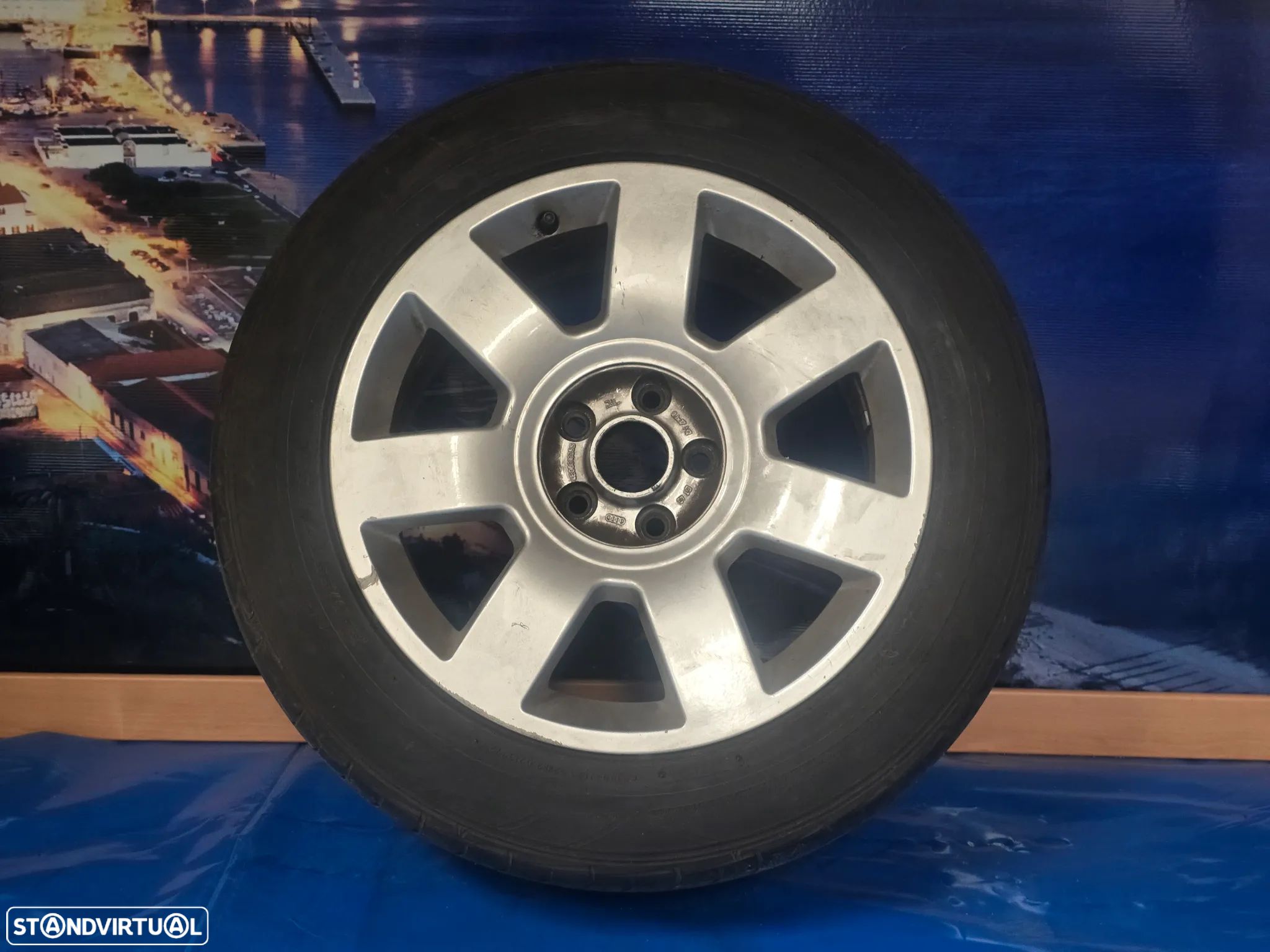 Jante Roda Suplente com pneu originais para audi a8 d3 4e0 2003-  235-55 R17 - 1