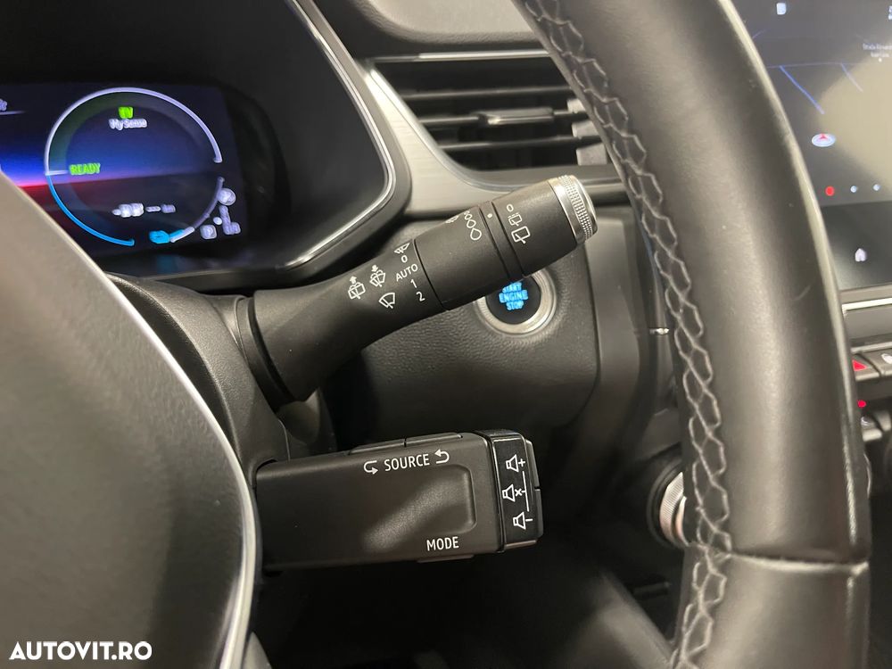 Renault Captur E-Tech Plug-In-Hybrid Intens - 25
