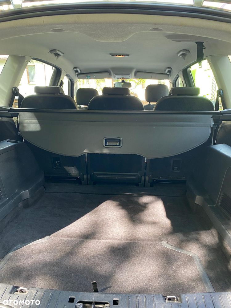 Ford S-Max - 9