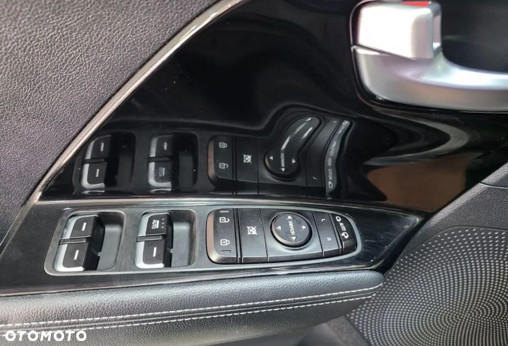 Kia Niro - 12
