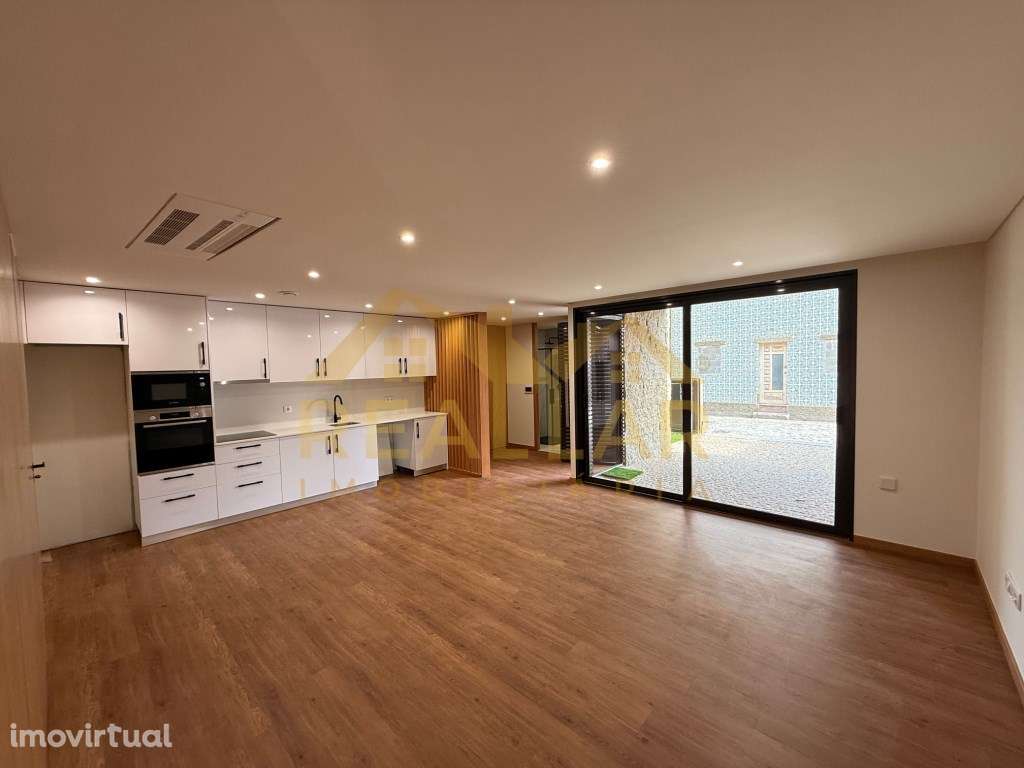 Excelente Moradia T2 Aver-o-Mar - Póvoa de Varzim - Grande imagem: 2/21