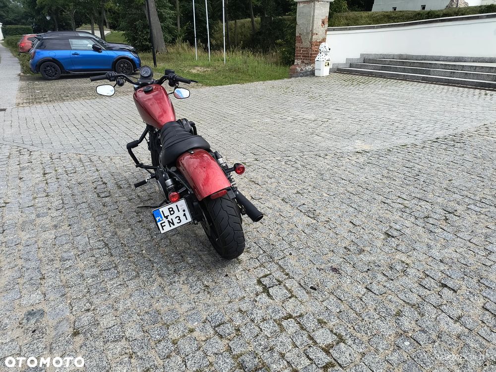 Harley-Davidson Sportster Iron 883 - 4