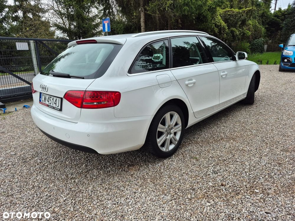 Audi A4 Avant 2.0 TDI DPF Attraction - 4