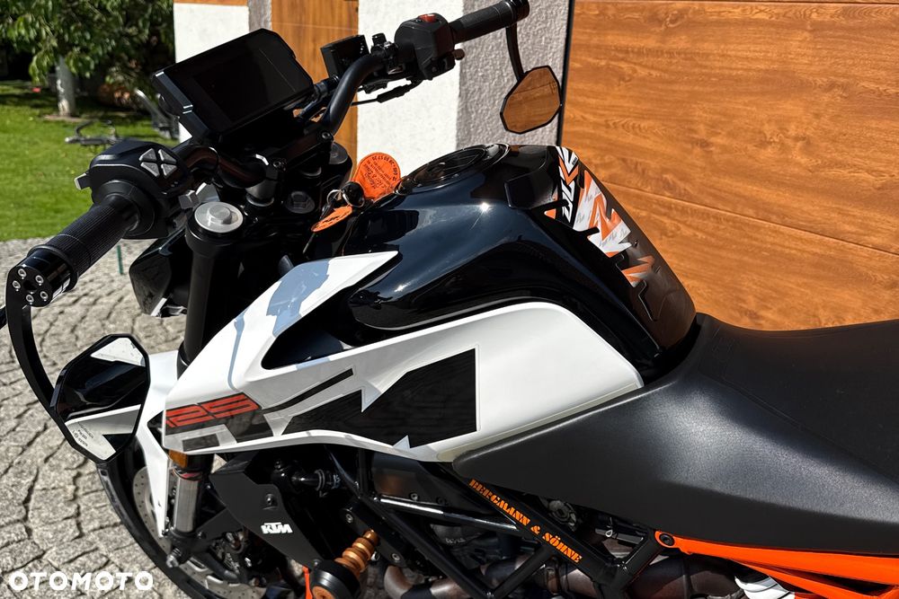 KTM Duke 125 - 23
