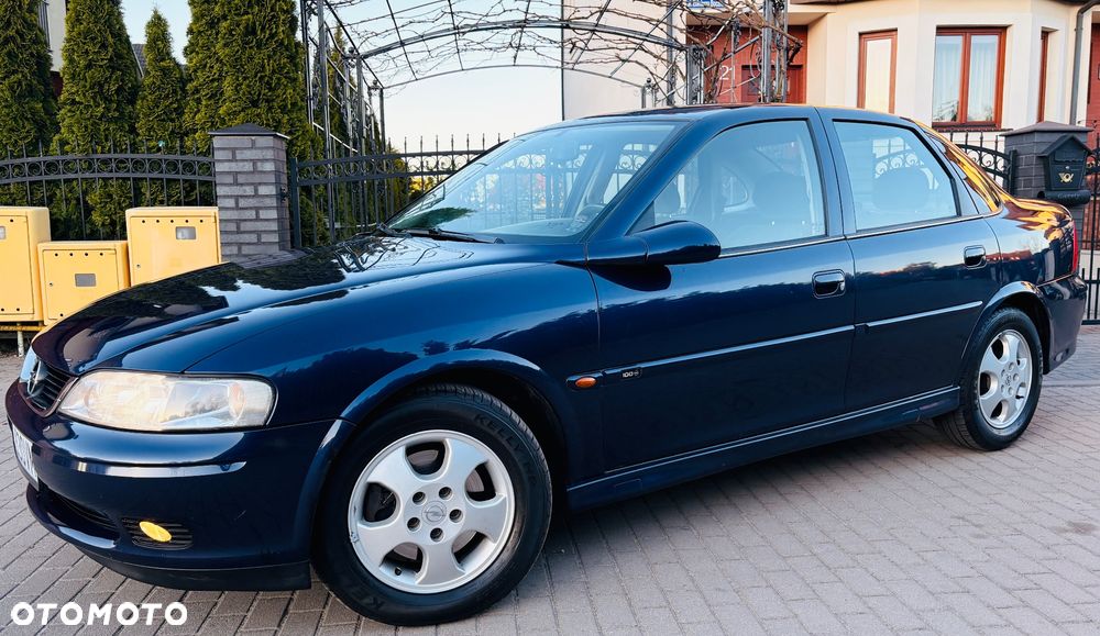 Opel Vectra 1.8 CD - 11