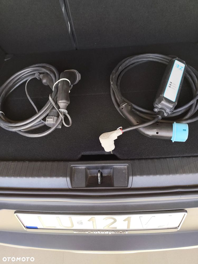 Renault Captur 1.6 E-TECH Plug-In Techno - 16