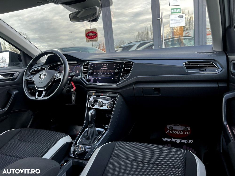 Volkswagen T-Roc - 6