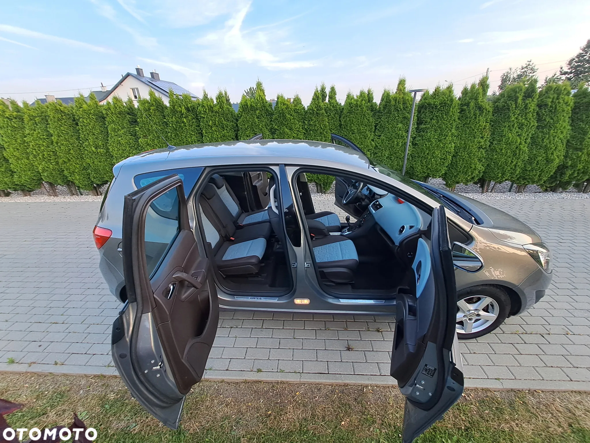 Opel Meriva 1.4 Essentia - 11