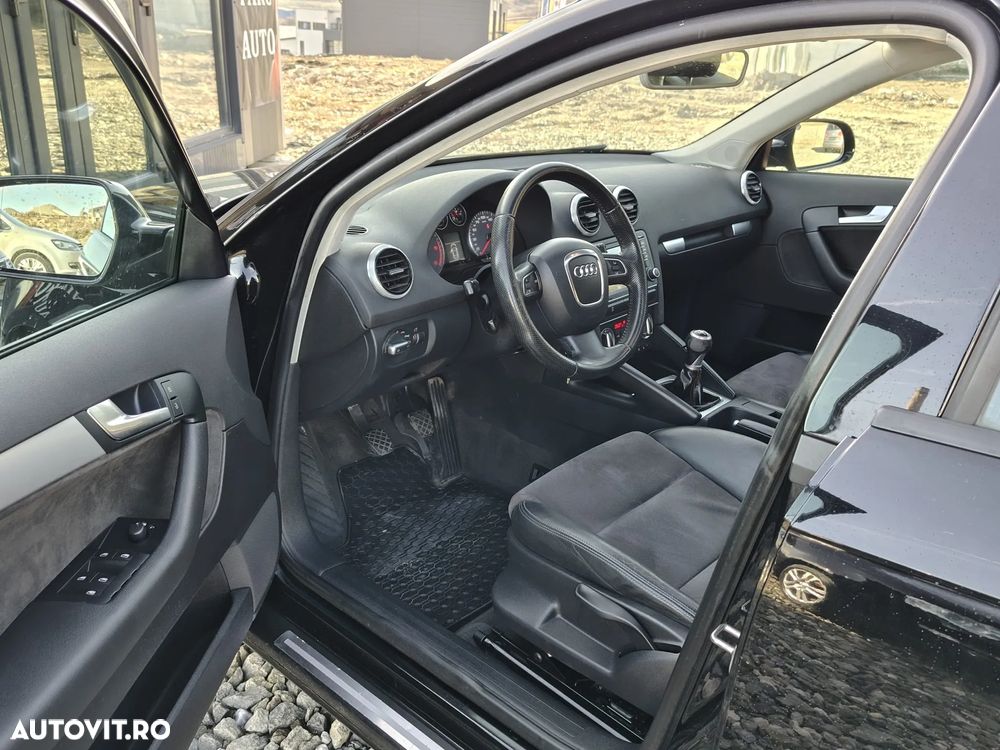 Audi A3 2.0 TDI Sportback DPF S line Sportpaket - 3