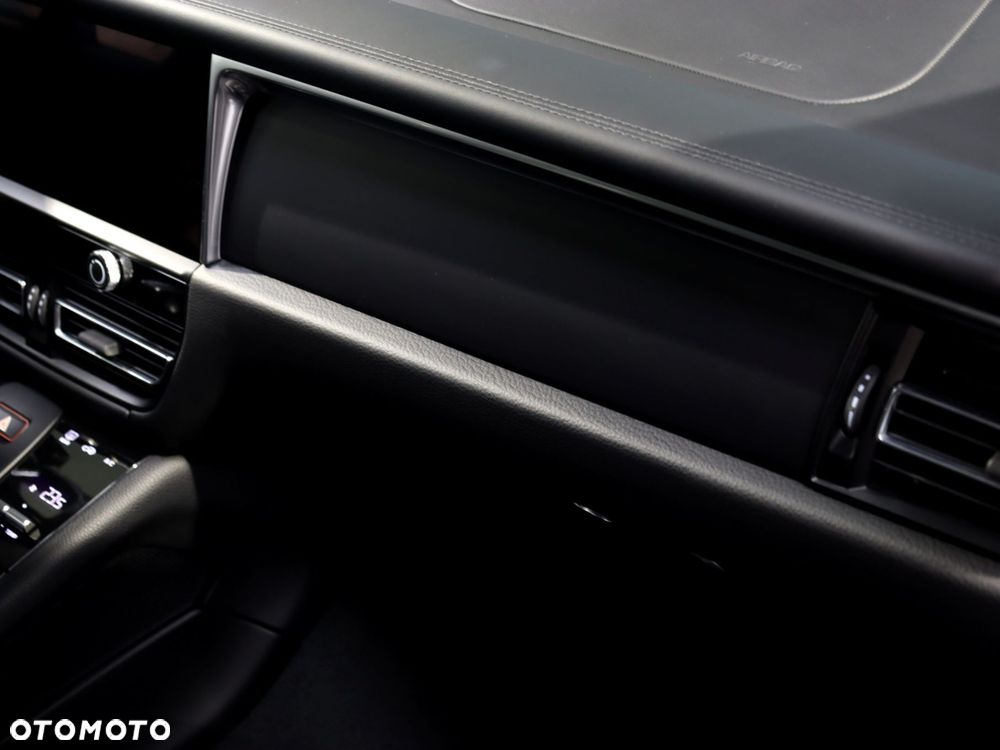 Porsche Macan Standard - 29