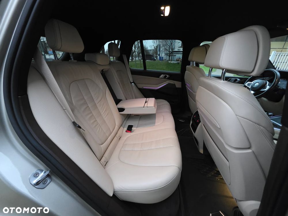 BMW X5 xDrive30d sport - 35