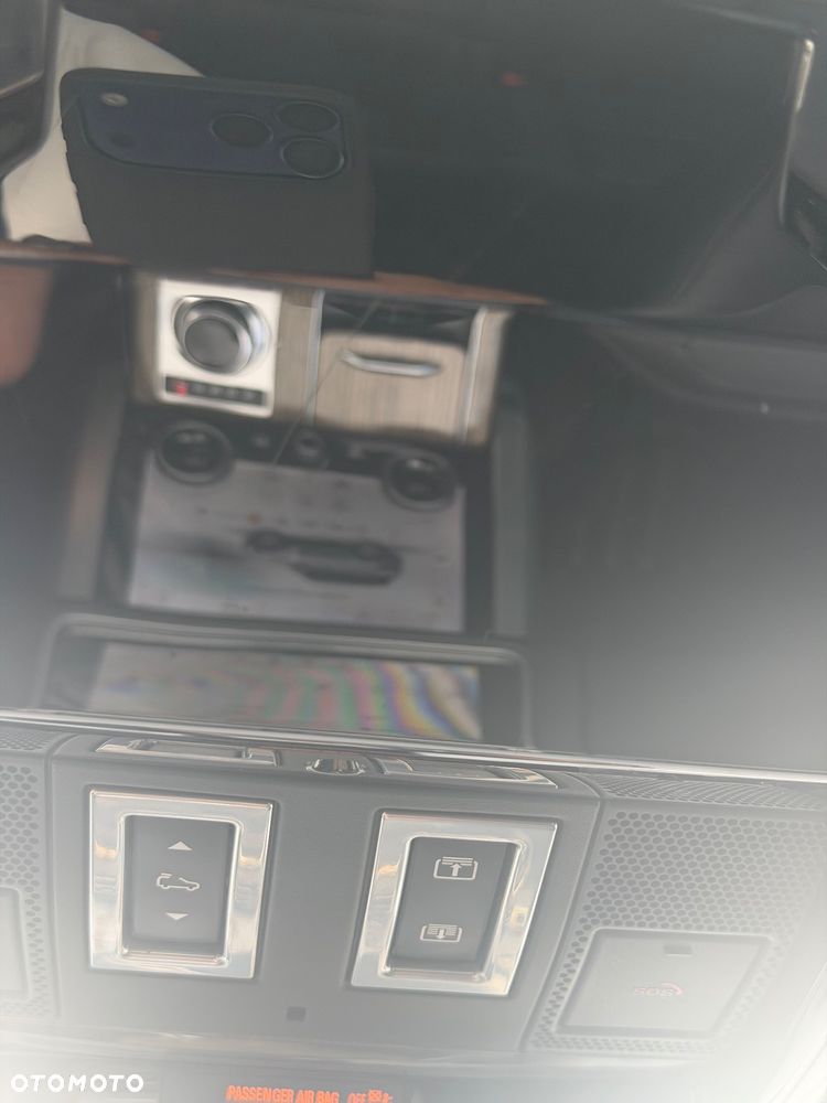 Land Rover Range Rover - 24