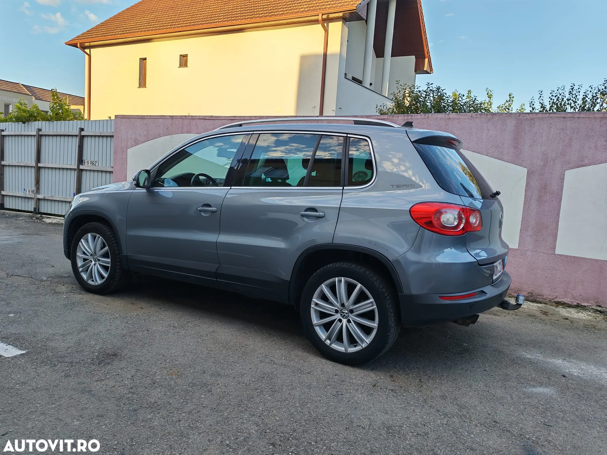 Volkswagen Tiguan 2.0 TDI DPF 4Motion Automatik Team - 3