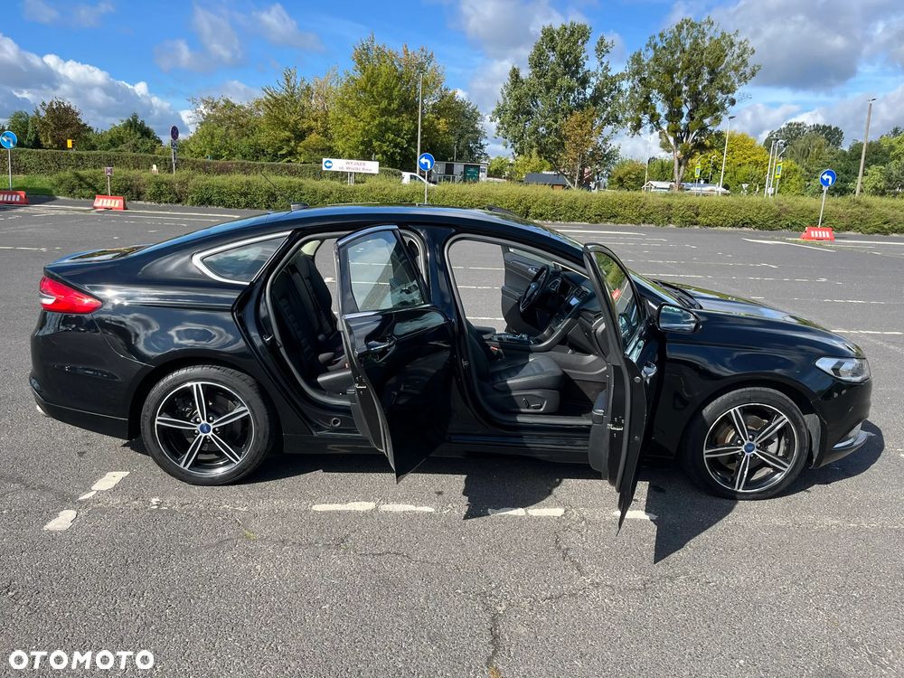 Ford Fusion - 7