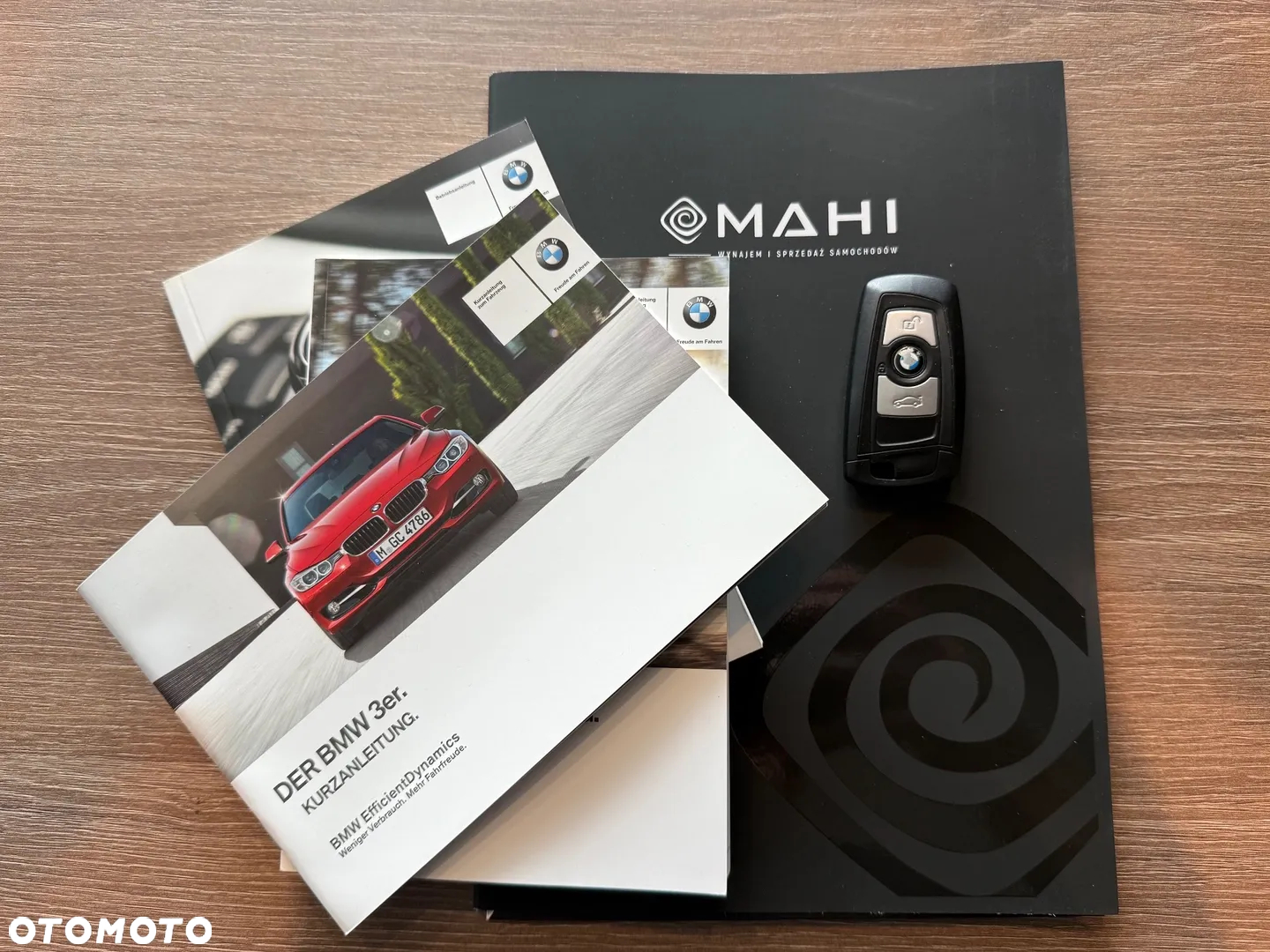 BMW Seria 3 316d Touring - 26