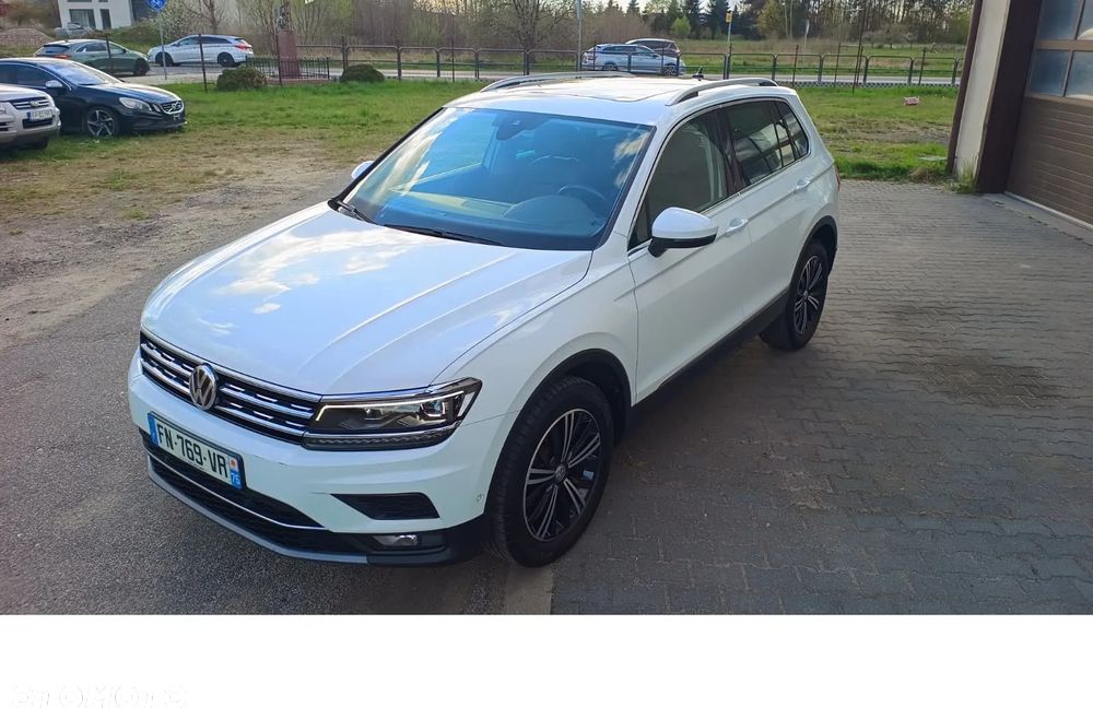 Volkswagen Tiguan - 12