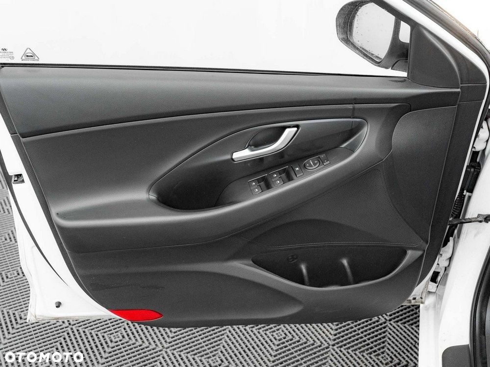 Hyundai i30 1.0 T-GDI Modern - 11