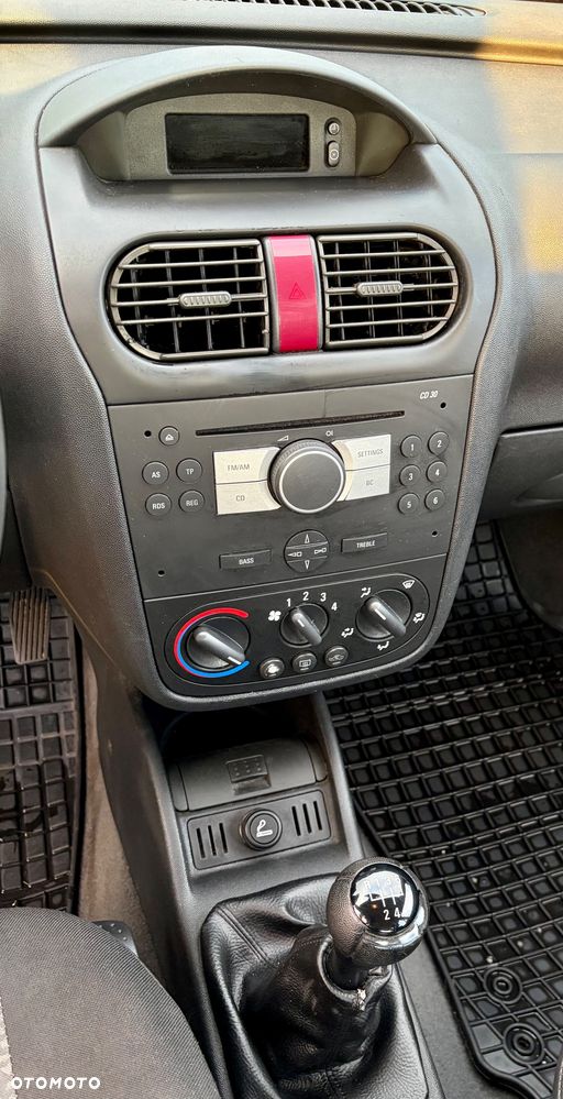 Opel Corsa - 19
