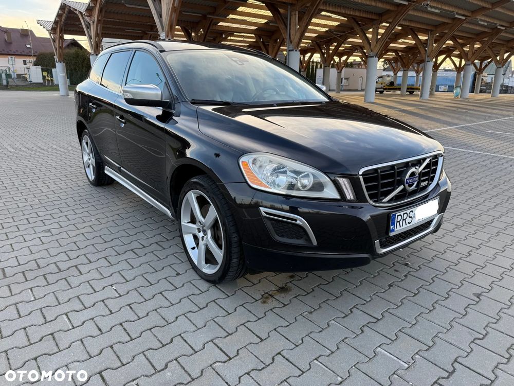 Volvo XC 60 D3 R-Design - 2
