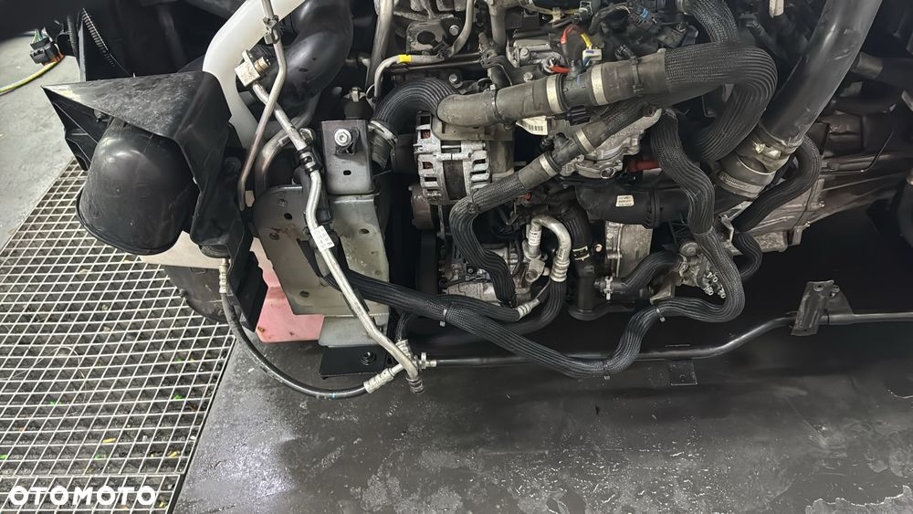 Renault Trafic 2.0 DCI Klimatyzacja! Mały przebieg! - 33