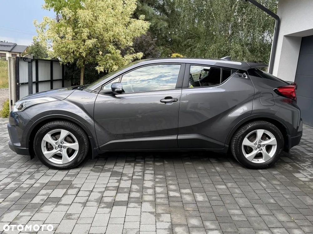 Toyota C-HR Business-Edition - 16