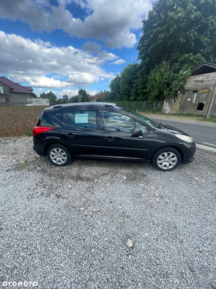 Peugeot 207 - 3