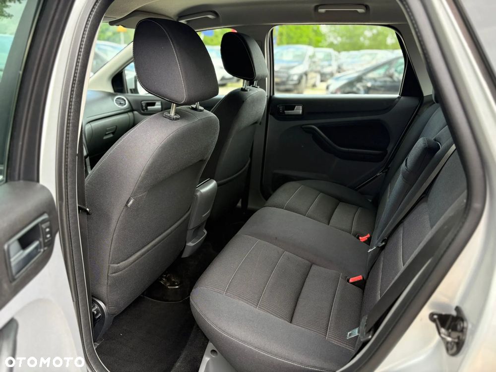 Ford Focus 1.8 FF Platinium X - 19