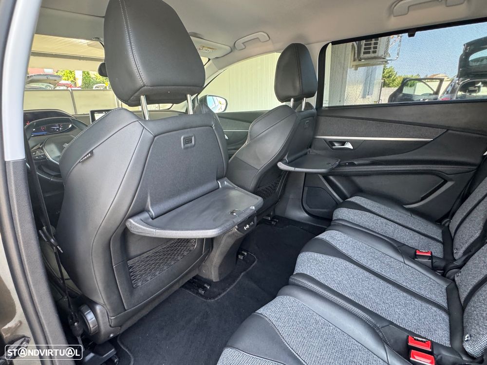 Peugeot 5008 1.5 BlueHDi Allure Pack - 22