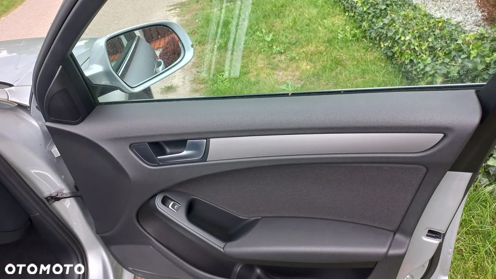 Audi A4 Limousine 1.8 TFSI Ambiente - 26